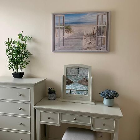 Bougainvillea Ventnor Extérieur photo